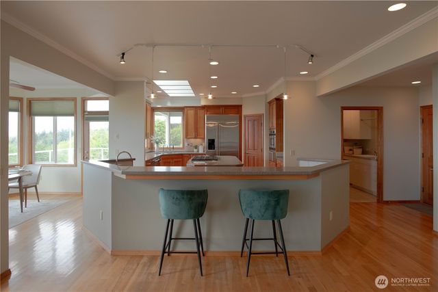 975 E Simmons Road, Port Angeles, WA 98362