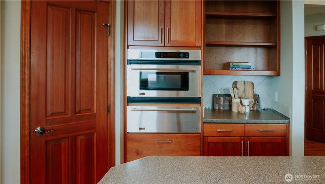 975 E Simmons Road, Port Angeles, WA 98362