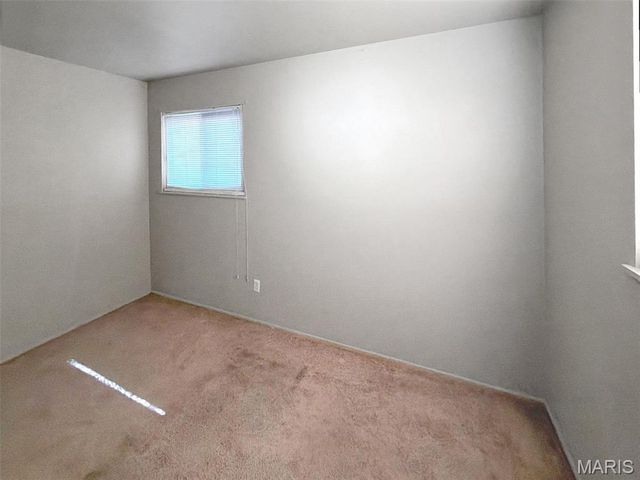 2325 Pheasant Drive, St Louis, MO 63031