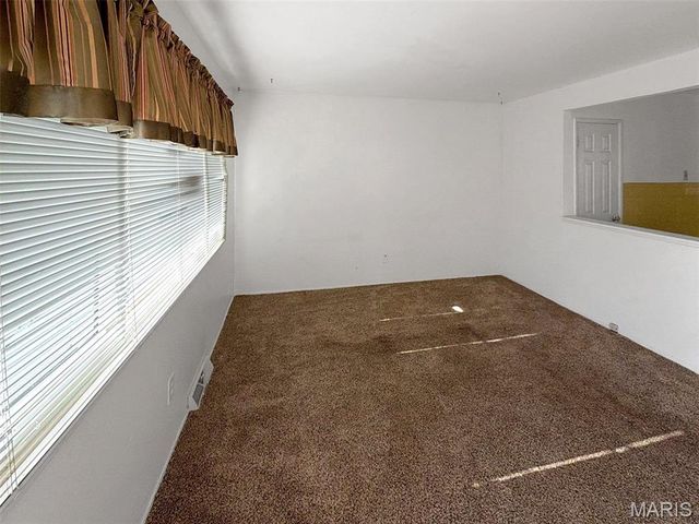 2325 Pheasant Drive, St Louis, MO 63031