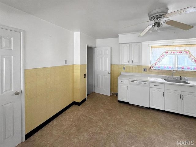 2325 Pheasant Drive, St Louis, MO 63031