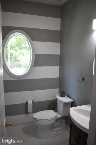 4016 DERBYSHIRE LN, Fredericksburg, VA 22408