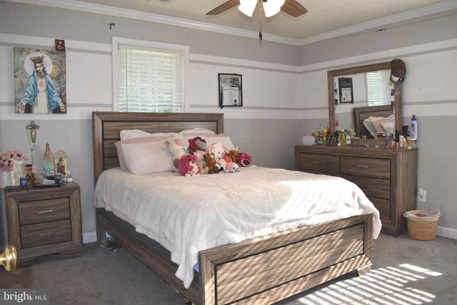 4016 DERBYSHIRE LN, Fredericksburg, VA 22408