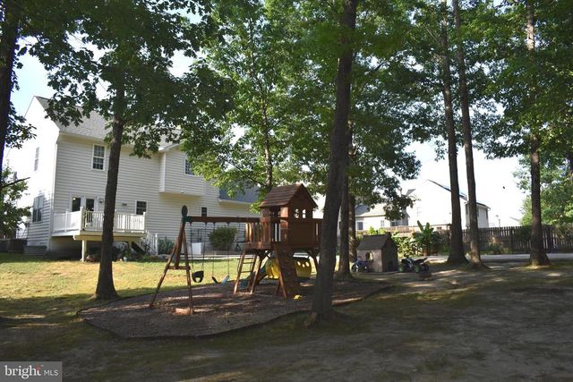 4016 DERBYSHIRE LN, Fredericksburg, VA 22408