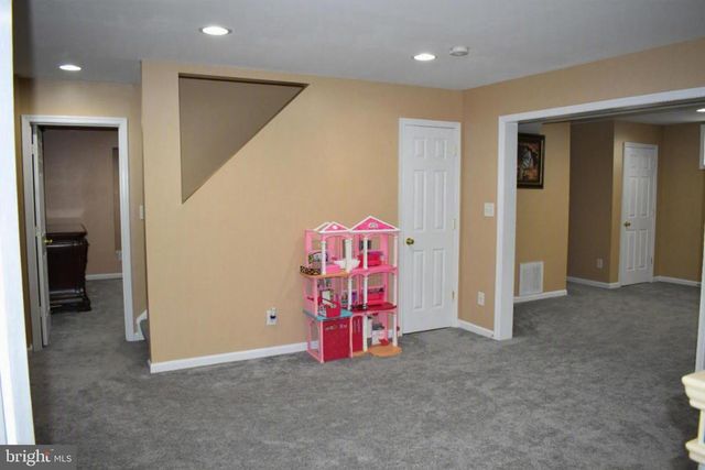 4016 DERBYSHIRE LN, Fredericksburg, VA 22408