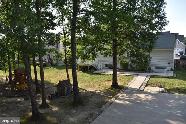 4016 DERBYSHIRE LN, Fredericksburg, VA 22408