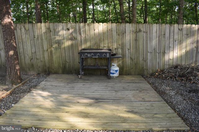 4016 DERBYSHIRE LN, Fredericksburg, VA 22408