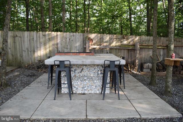 4016 DERBYSHIRE LN, Fredericksburg, VA 22408