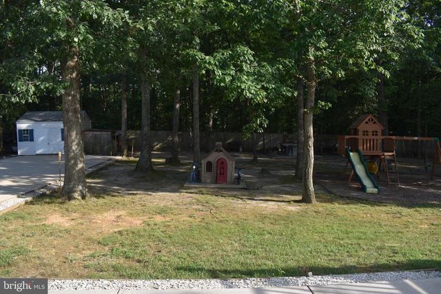 4016 DERBYSHIRE LN, Fredericksburg, VA 22408