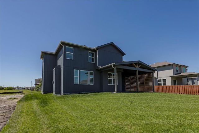 16965 S Brentwood Street, Olathe, KS 66062