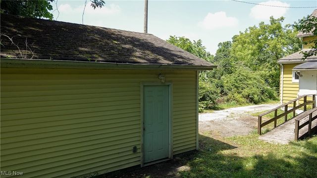 1024 W 54th Street, Ashtabula, OH 44004