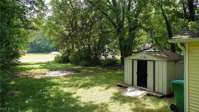 1024 W 54th Street, Ashtabula, OH 44004