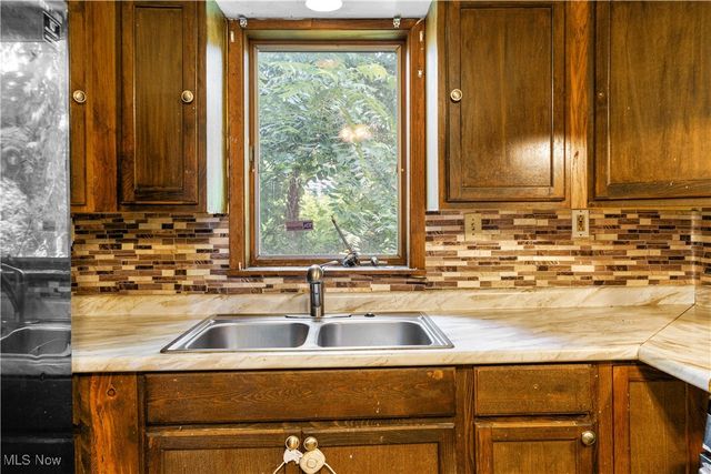 1024 W 54th Street, Ashtabula, OH 44004