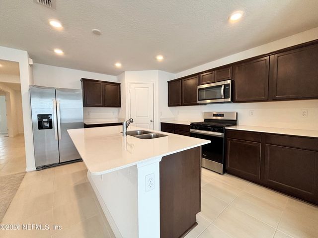 5597 BULLSEYE Circle, Jacksonville, FL 32244