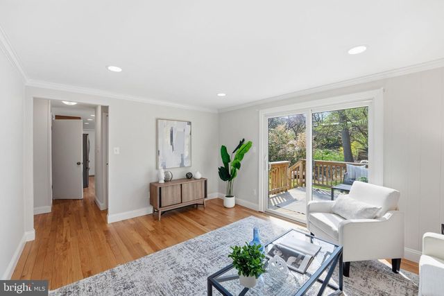 7803 FIELDCREST CT, Falls Church, VA 22042