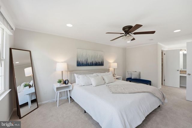 7803 FIELDCREST CT, Falls Church, VA 22042