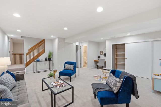 7803 FIELDCREST CT, Falls Church, VA 22042