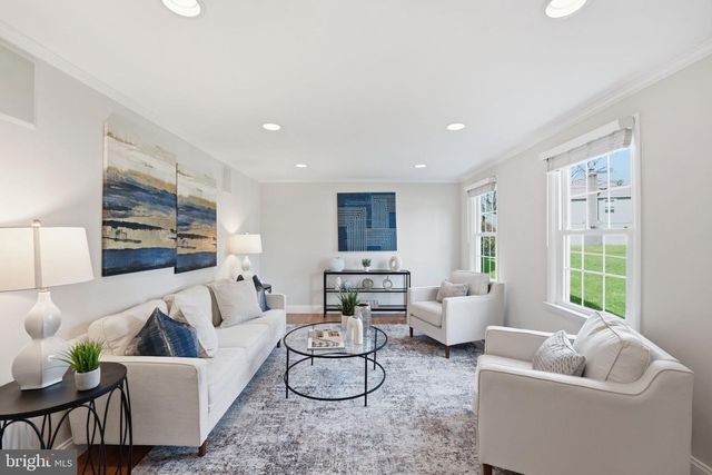 7803 FIELDCREST CT, Falls Church, VA 22042