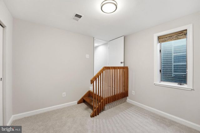 7803 FIELDCREST CT, Falls Church, VA 22042