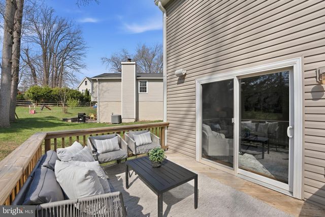 7803 FIELDCREST CT, Falls Church, VA 22042