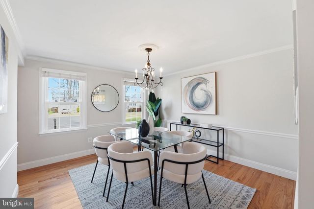 7803 FIELDCREST CT, Falls Church, VA 22042