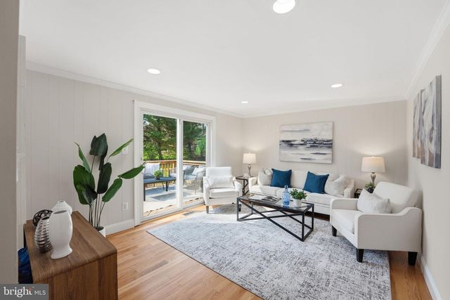 7803 FIELDCREST CT, Falls Church, VA 22042