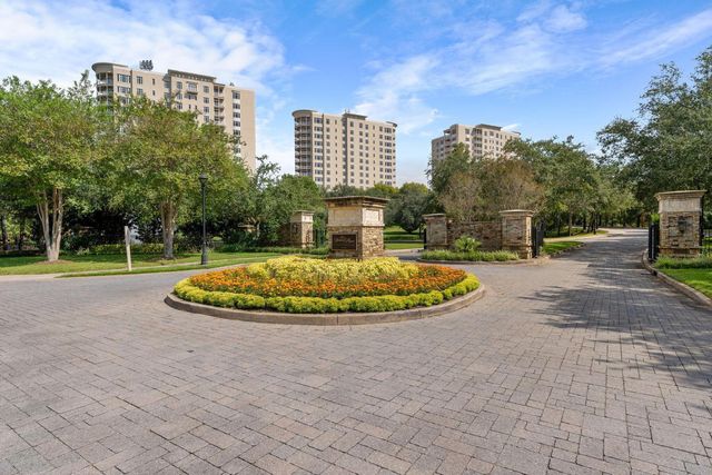 400 Kelly Plantation Drive 303, Destin, FL 32541