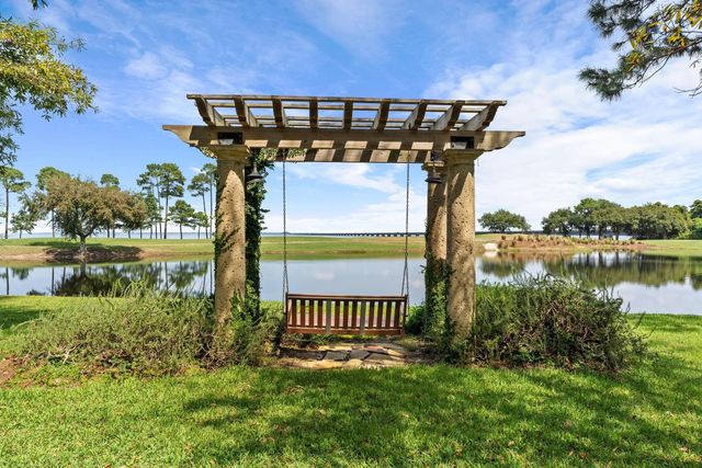 400 Kelly Plantation Drive 303, Destin, FL 32541