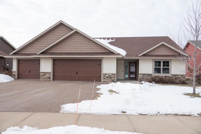 2065 Michael Lane, River Falls, WI 54022