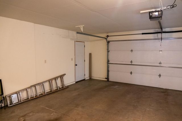 2065 Michael Lane, River Falls, WI 54022