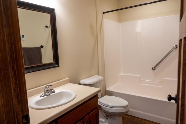 2065 Michael Lane, River Falls, WI 54022