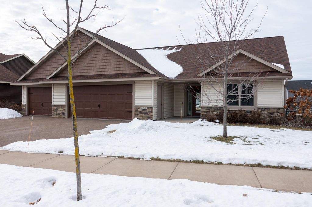 2065 Michael Lane, River Falls, WI 54022