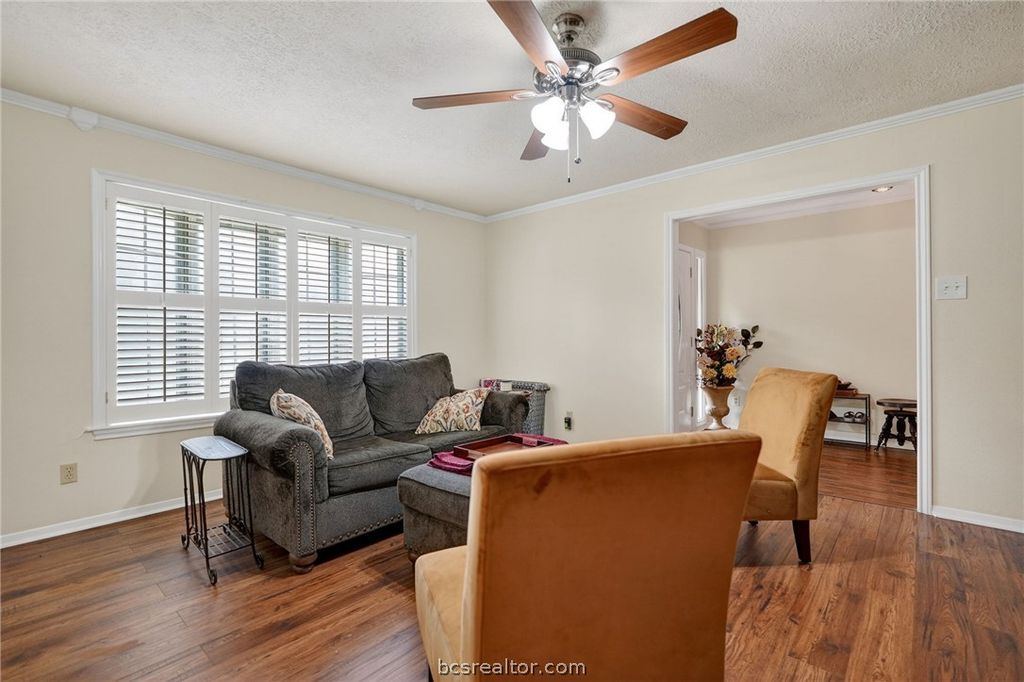 1022 Rose Circle, College Station, TX 77840 — photo 5