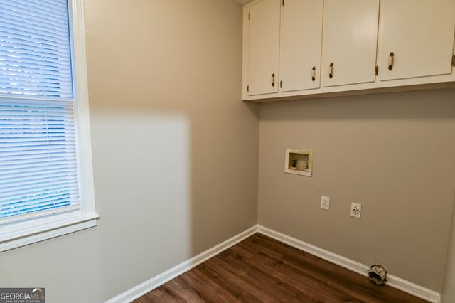 4964 Oak Leaf Terrace, Stone Mountain, GA 30087