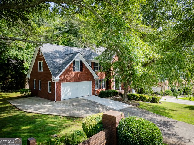 4964 Oak Leaf Terrace, Stone Mountain, GA 30087
