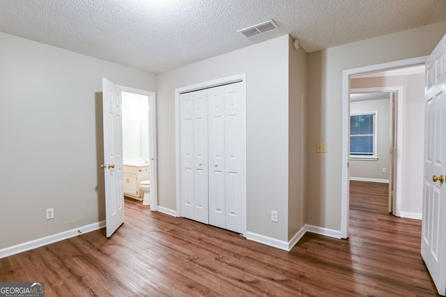 4964 Oak Leaf Terrace, Stone Mountain, GA 30087