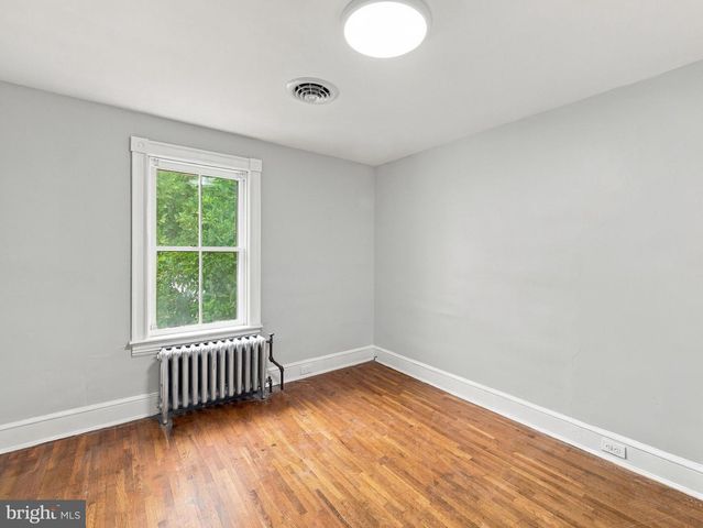 615 VIRGINIA AVE, Martinsburg, WV 25401