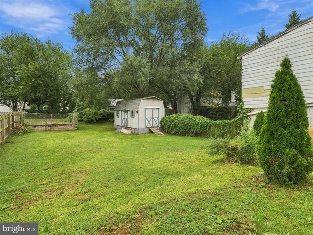 615 VIRGINIA AVE, Martinsburg, WV 25401