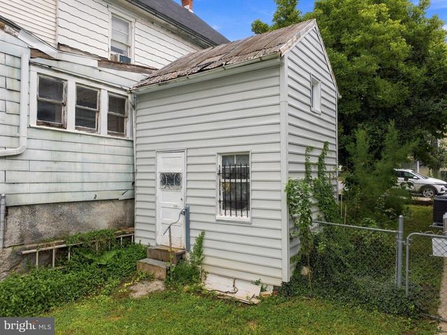 615 VIRGINIA AVE, Martinsburg, WV 25401