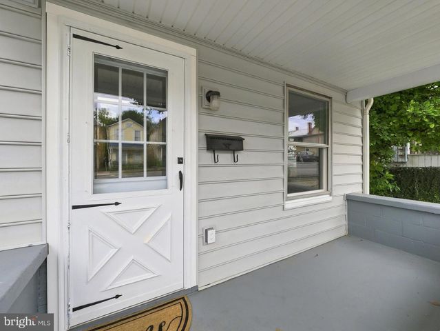 615 VIRGINIA AVE, Martinsburg, WV 25401