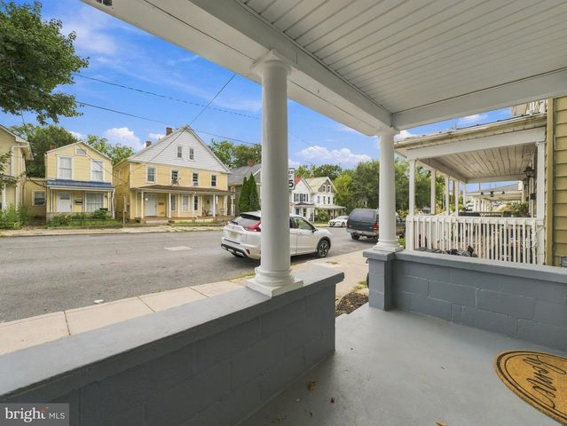 615 VIRGINIA AVE, Martinsburg, WV 25401