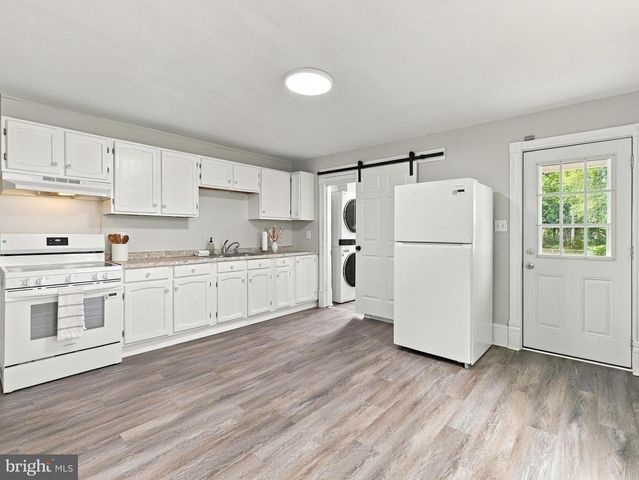 615 VIRGINIA AVE, Martinsburg, WV 25401