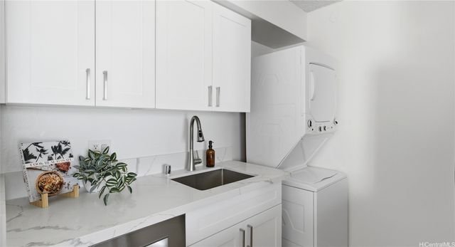 400 Hobron Lane 2014, Honolulu, HI 96815