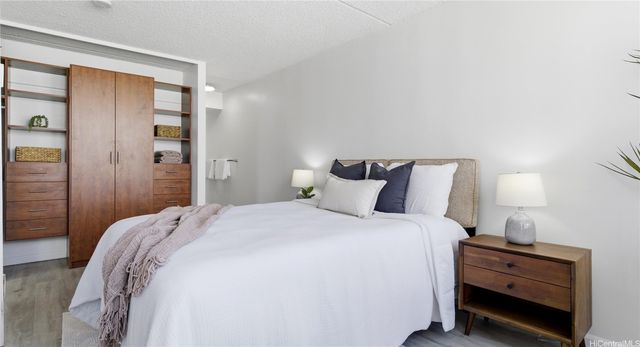 400 Hobron Lane 2014, Honolulu, HI 96815