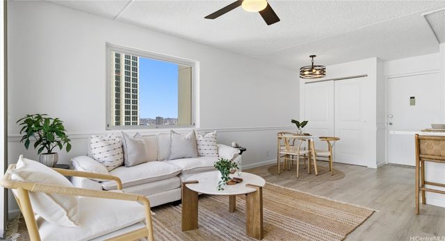 400 Hobron Lane 2014, Honolulu, HI 96815