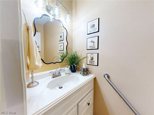 8330 Paddock Court, Mentor, OH 44060