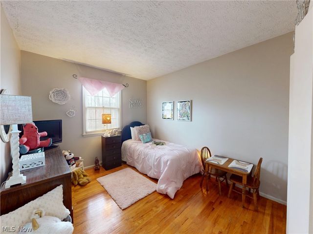 8330 Paddock Court, Mentor, OH 44060