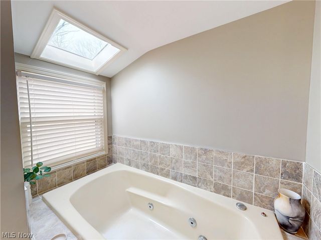 8330 Paddock Court, Mentor, OH 44060