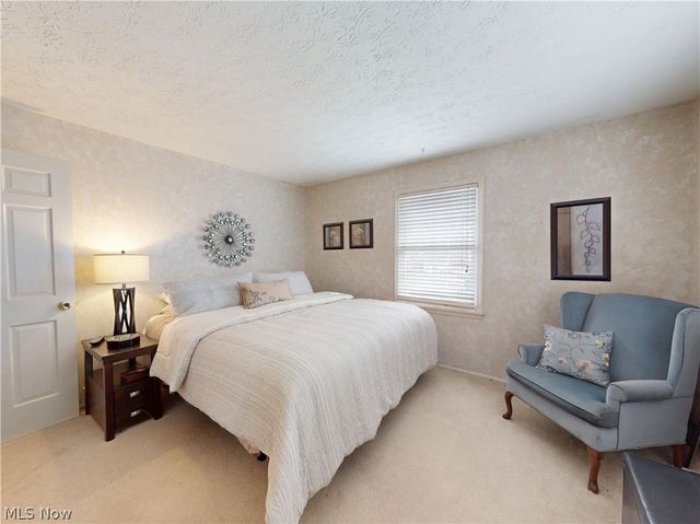 8330 Paddock Court, Mentor, OH 44060