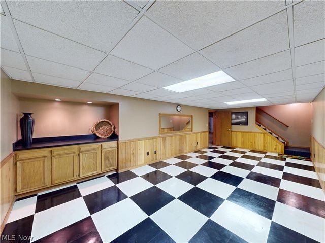 8330 Paddock Court, Mentor, OH 44060